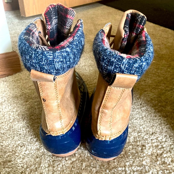 Womens Duck Boots .. Excellent Condition.. Worn once - Picture 3 of 3